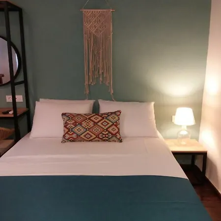 Fivos Apartment *