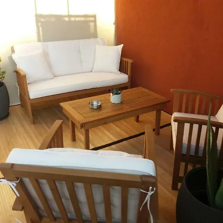 Fivos Apartment