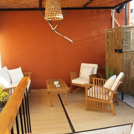 Apartment Fivos *